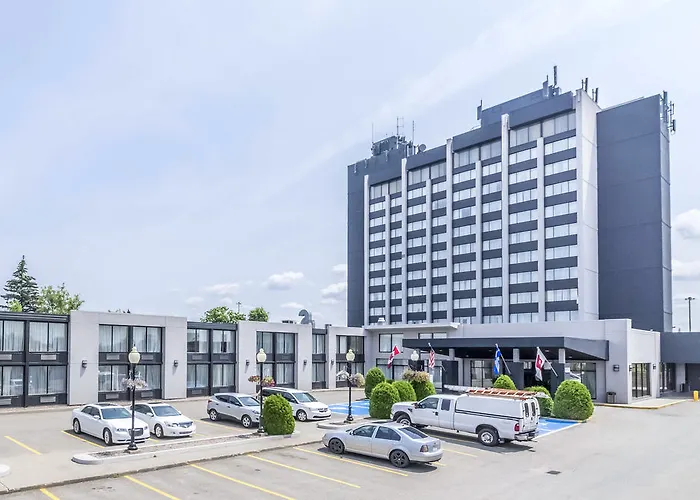 Travelodge By Wyndham Quebec City Hotel & Convention Centre
